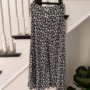 Zara Chic Black and White Floral Maxi Skirt